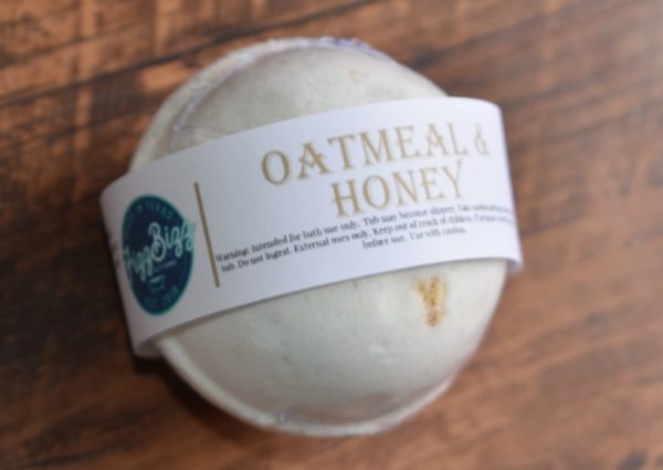 Oatmeal Honey Bath Bomb